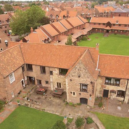 YHA Beverley Friary Bagian luar foto