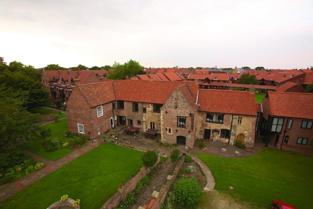 YHA Beverley Friary Bagian luar foto